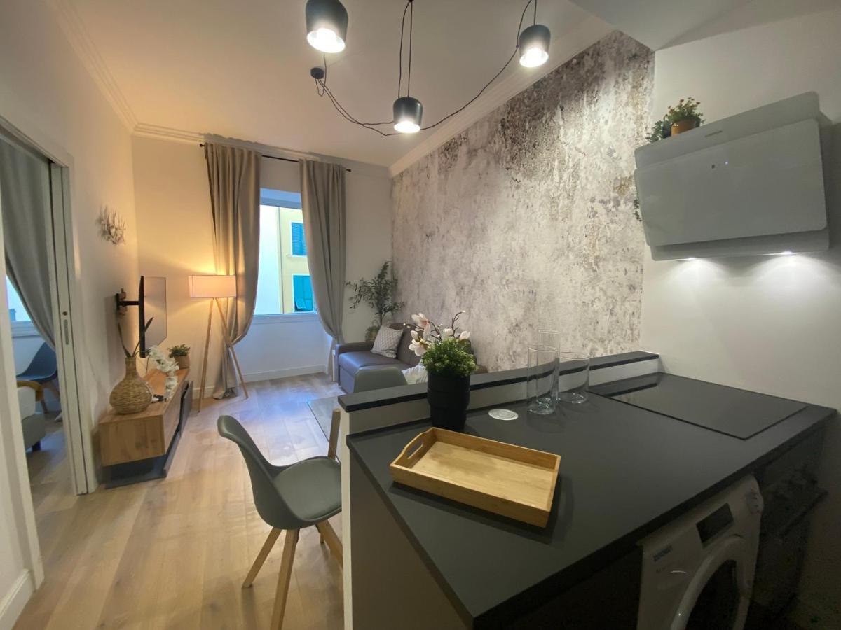 Happy Family Apartments Lavagna Genua Exteriör bild